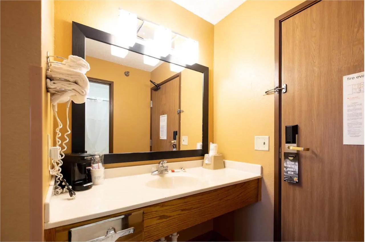 Blaine Town Inn & Suites Buitenkant foto
