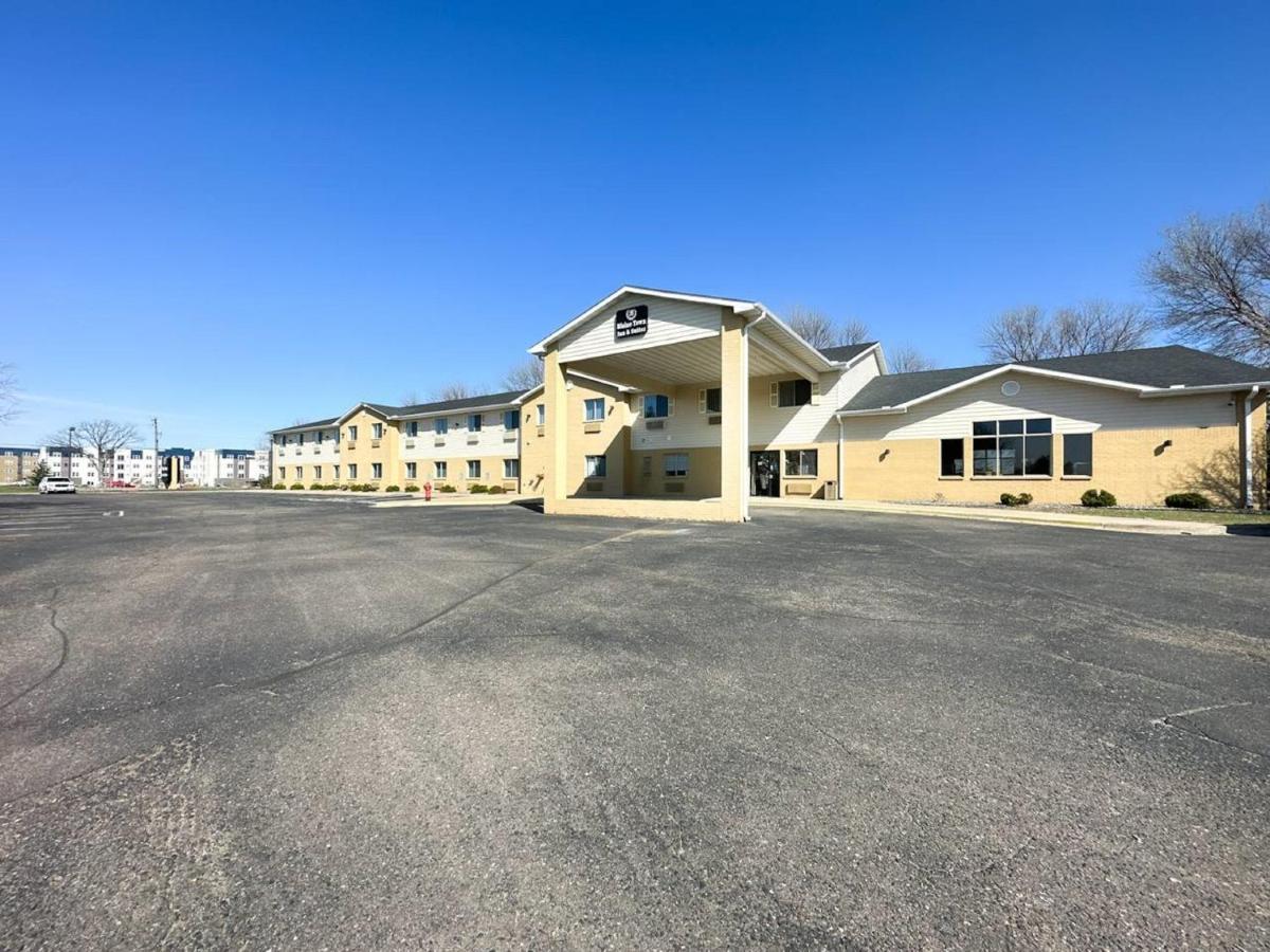 Blaine Town Inn & Suites Buitenkant foto